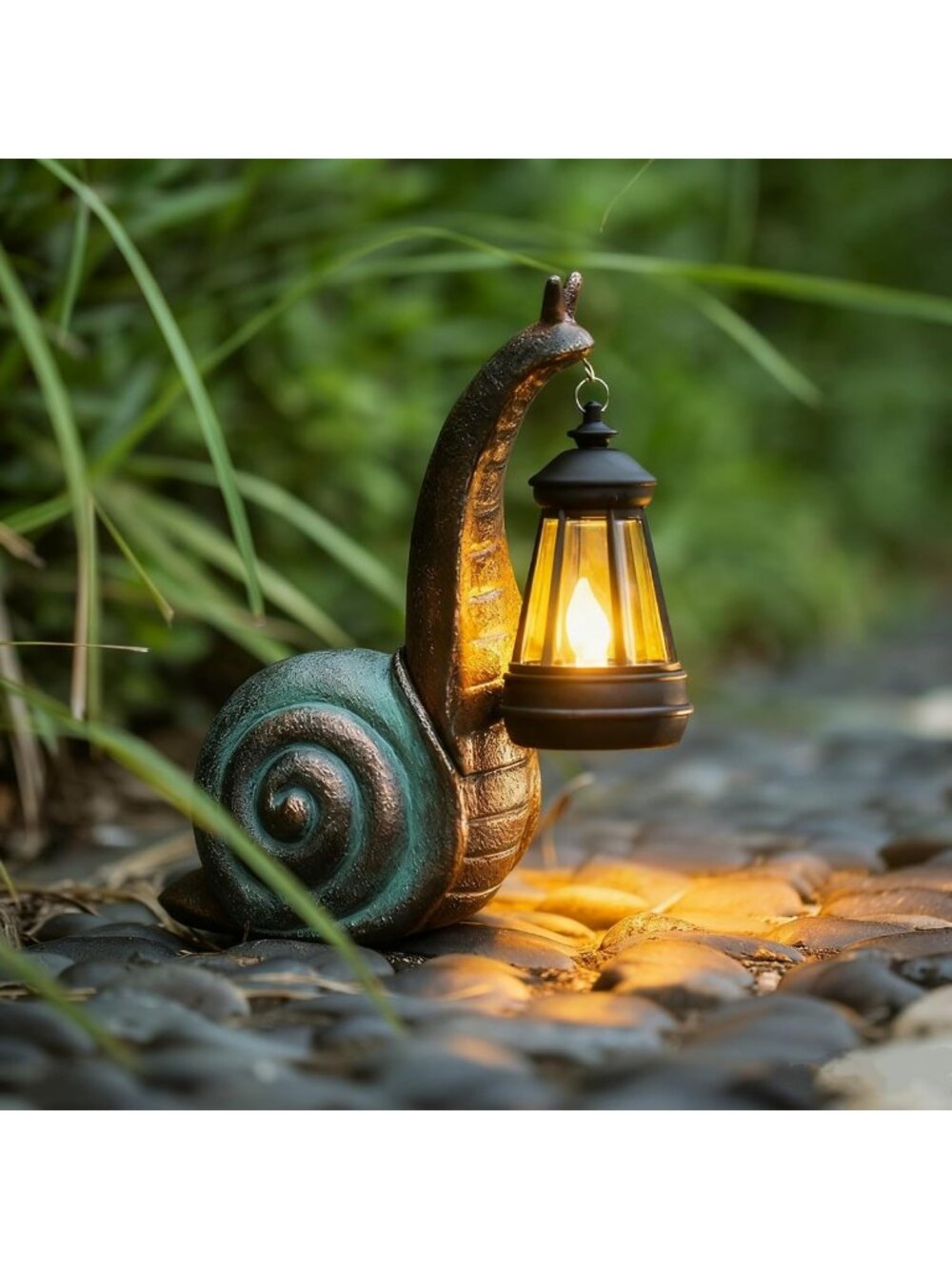 Solar Garden Snail Statue - Charming Lawn Decor for Patio, Yard & Balcony Gifts